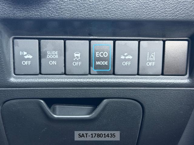Mitsubishi DELICA 2017-02 8011998-8