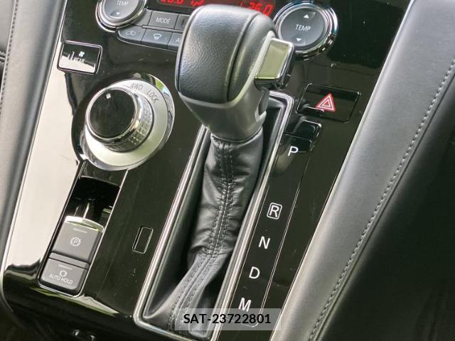 Mitsubishi DELICA 2022-03 8003000-14