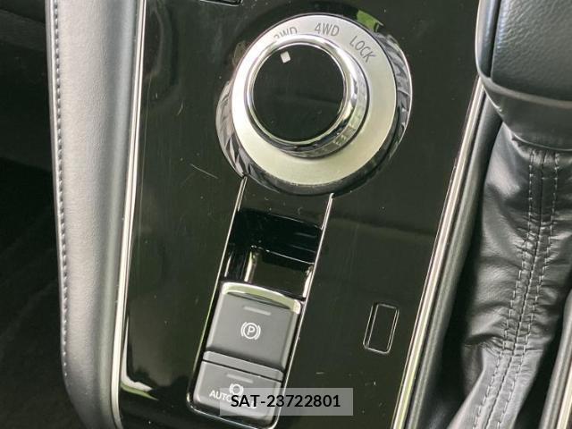 Mitsubishi DELICA 2022-03 8003000-15
