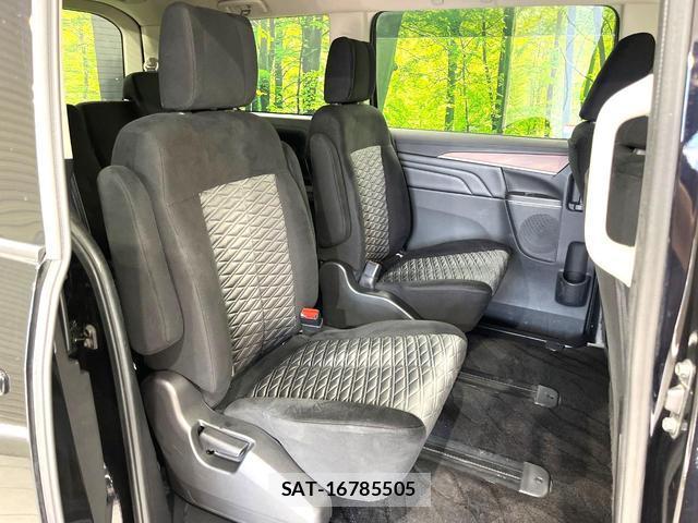 Mitsubishi DELICA 2022-10 8003023-9