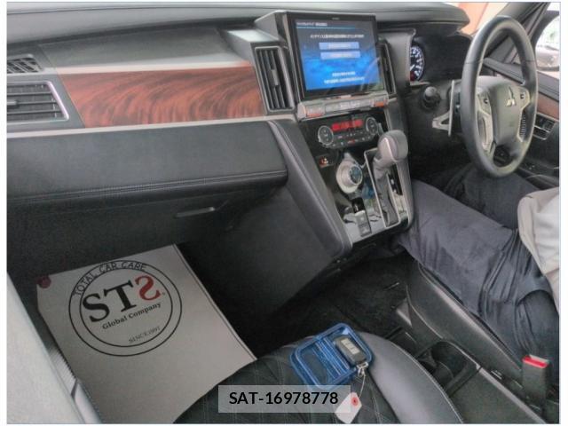 Mitsubishi DELICA 2023-06 8003260-2