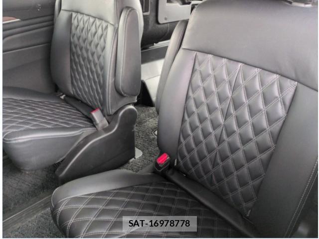 Mitsubishi DELICA 2023-06 8003260-3