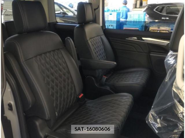 Mitsubishi DELICA 2022-02 8003263-3