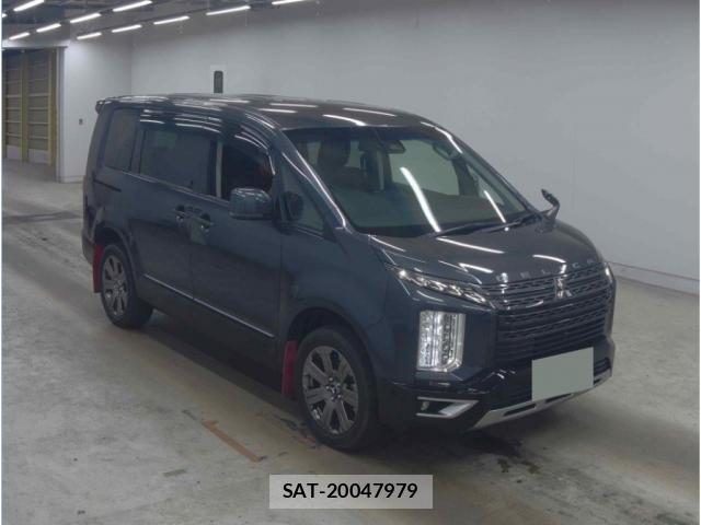 Mitsubishi DELICA 2022-05 8003274-3