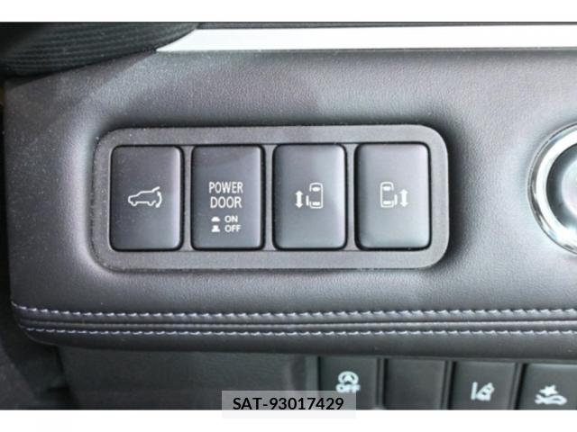 Mitsubishi DELICA 2022-01 8003288-6