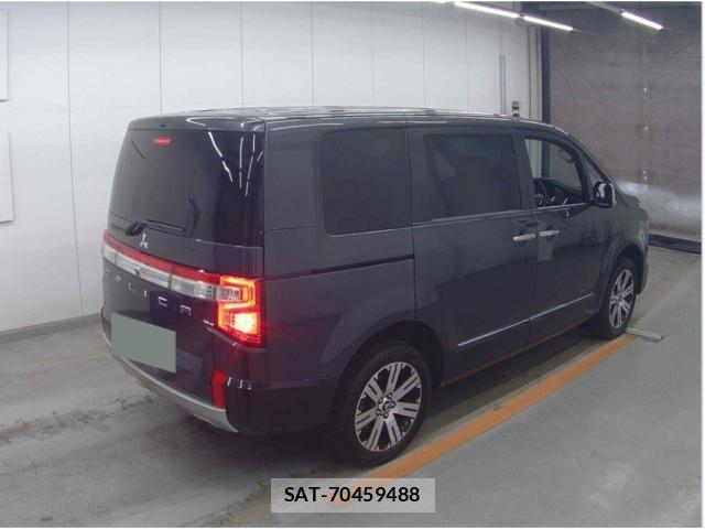 Mitsubishi DELICA 2022-08 8003292-1