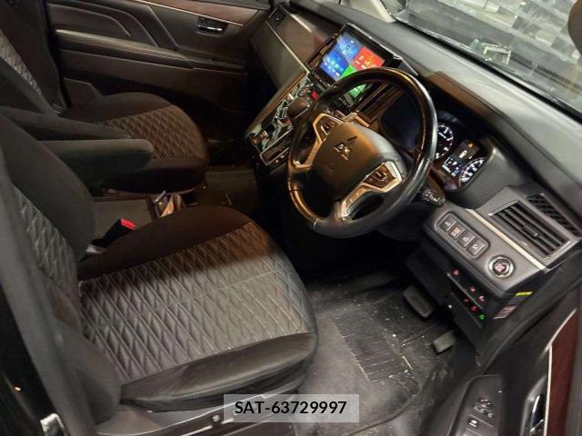 Mitsubishi DELICA 2023-05 8003332-3