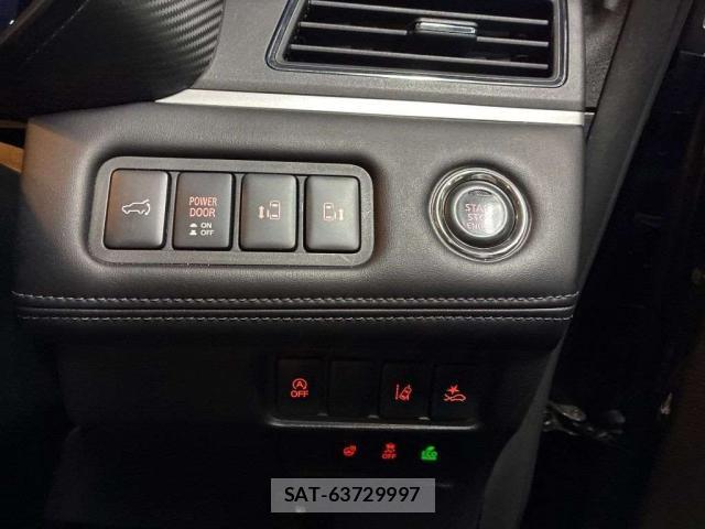 Mitsubishi DELICA 2023-05 8003332-7