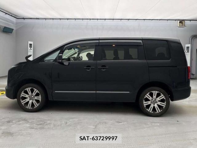 Mitsubishi DELICA 2023-05 8003332-9