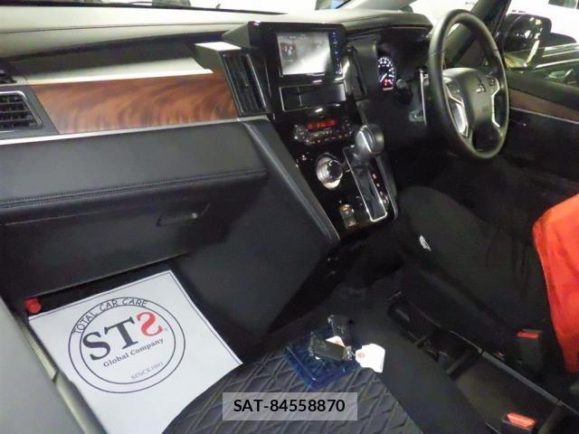 Mitsubishi DELICA 2022-03 8003359-2