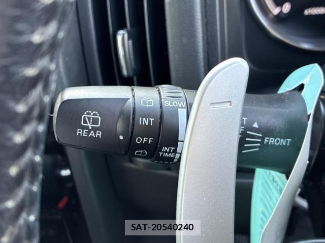 Mitsubishi DELICA 2018-10 8003982-14