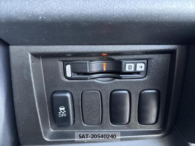 Mitsubishi DELICA 2018-10 8003982-16