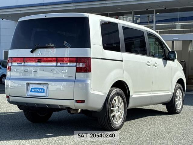 Mitsubishi DELICA 2018-10 8003982-2