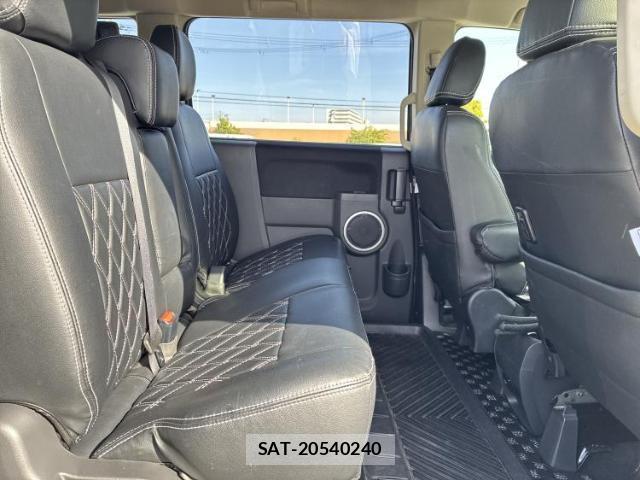 Mitsubishi DELICA 2018-10 8003982-4
