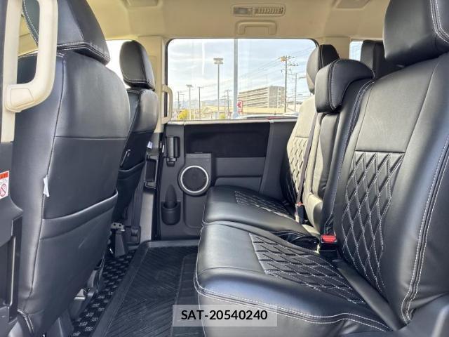Mitsubishi DELICA 2018-10 8003982-6