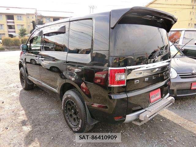 Mitsubishi DELICA 2010-03 8004105-1