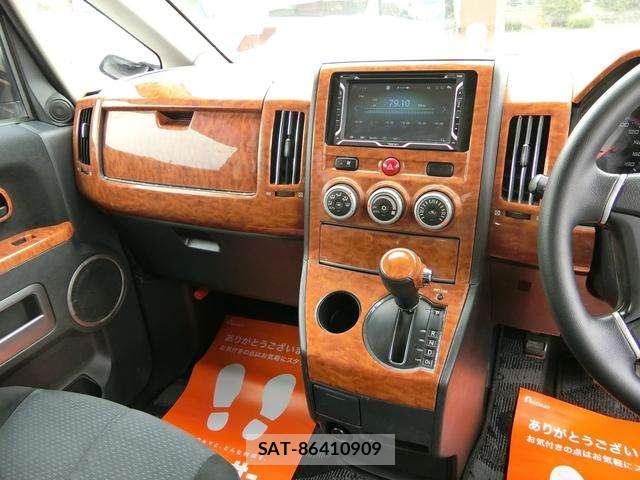 Mitsubishi DELICA 2010-03 8004105-10