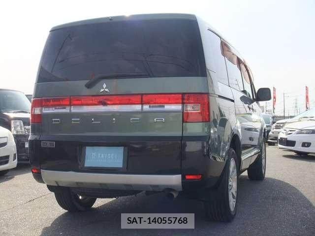 Mitsubishi DELICA 2007-06 8004131-12