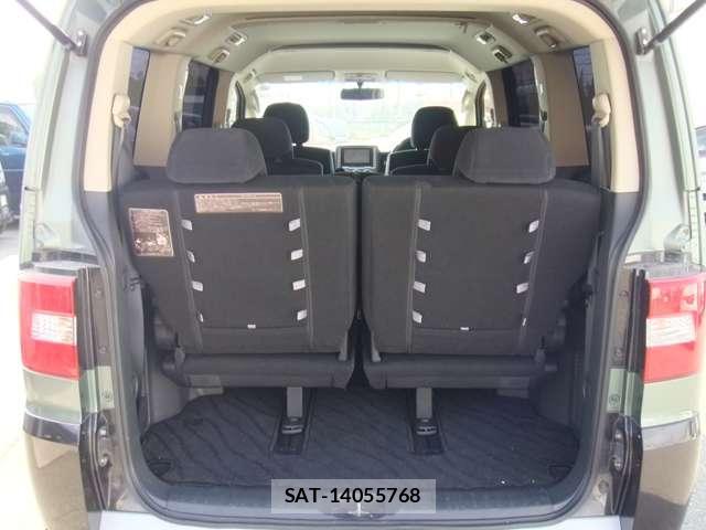 Mitsubishi DELICA 2007-06 8004131-19