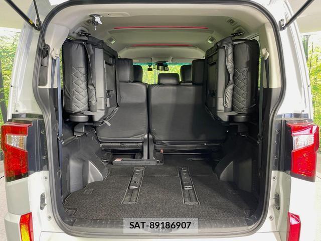 Mitsubishi DELICA 2023-10 8004190-10