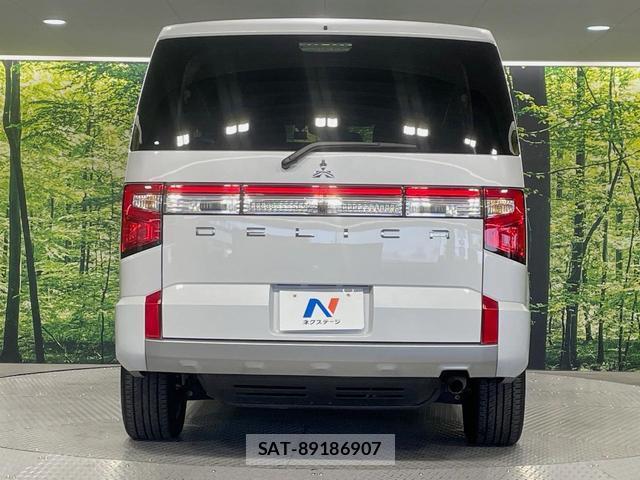 Mitsubishi DELICA 2023-10 8004190-15