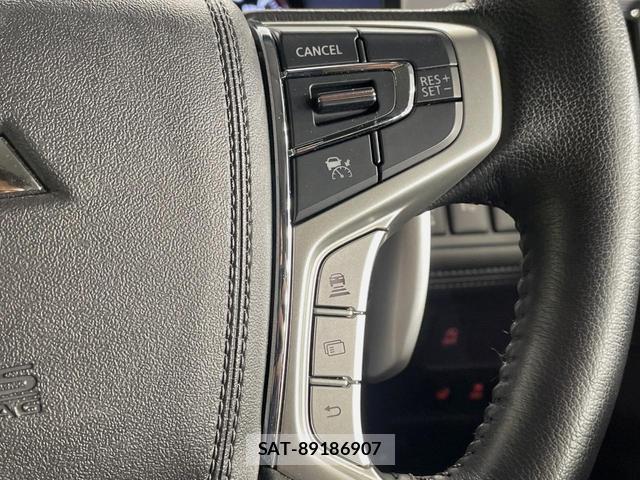 Mitsubishi DELICA 2023-10 8004190-5