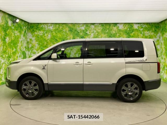 Mitsubishi DELICA 2021-10 8004551-1
