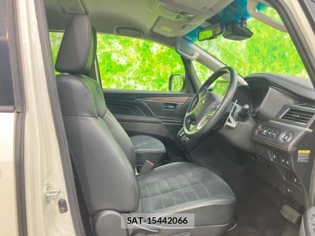 Mitsubishi DELICA 2021-10 8004551-3