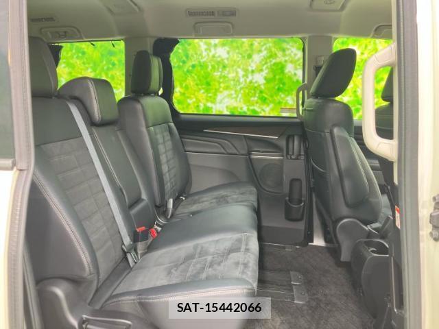 Mitsubishi DELICA 2021-10 8004551-4