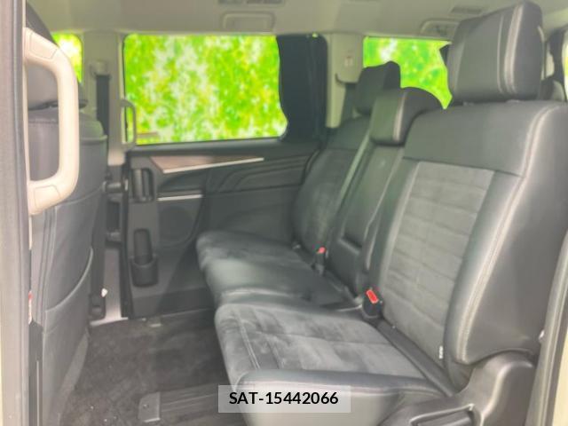 Mitsubishi DELICA 2021-10 8004551-7