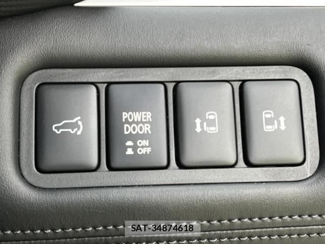 Mitsubishi DELICA 2021-11 8004553-17