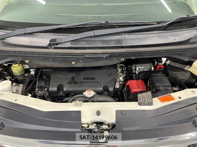 Mitsubishi DELICA 2017-01 8004622-17