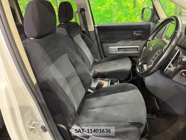 Mitsubishi DELICA 2011-06 8004624-6