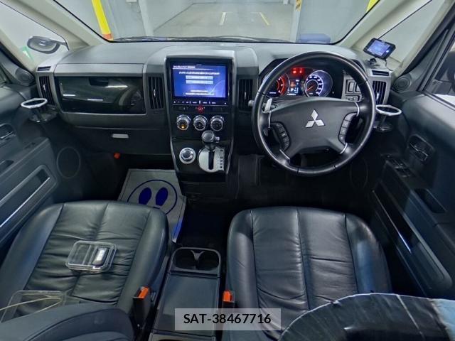 Mitsubishi DELICA 2016-12 8005434-2