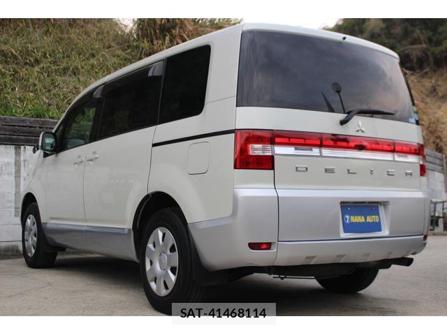Mitsubishi DELICA 2011-03 8005529-5