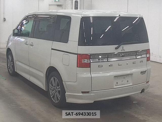 Mitsubishi DELICA 2011-10 8006235-1
