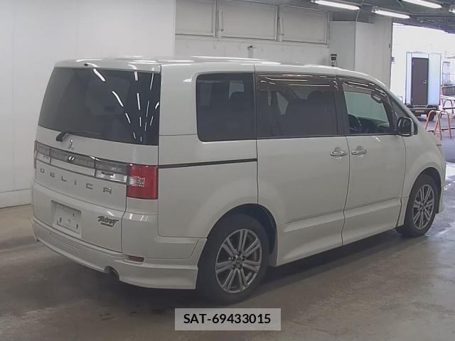 Mitsubishi DELICA 2011-10 8006235-4