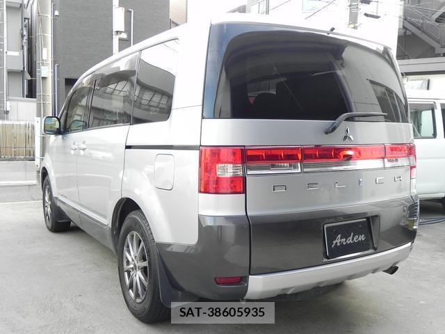 Mitsubishi DELICA 2013-02 8006318-18
