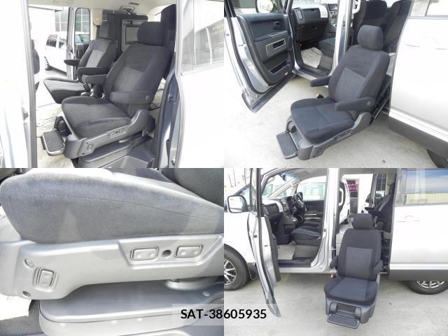 Mitsubishi DELICA 2013-02 8006318-4