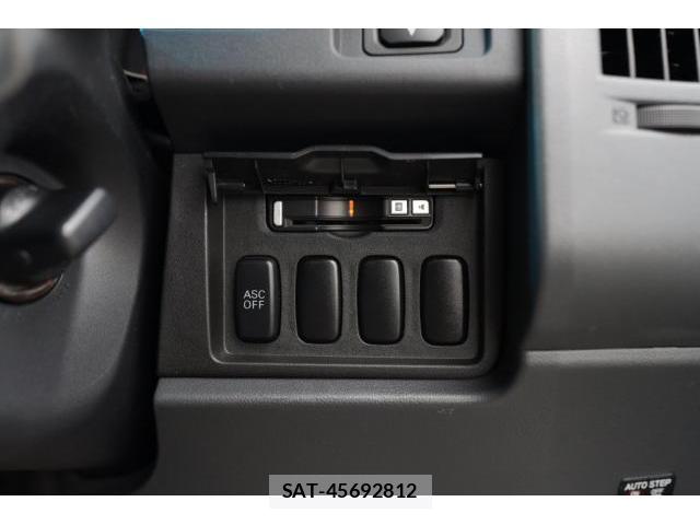 Mitsubishi DELICA 2007 8006336-11