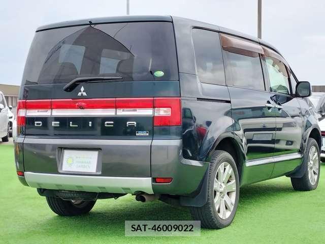 Mitsubishi DELICA 2013-02 8006479-1