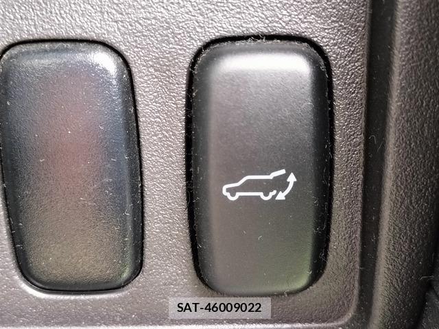 Mitsubishi DELICA 2013-02 8006479-10