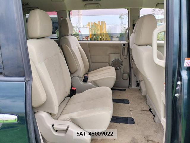 Mitsubishi DELICA 2013-02 8006479-12