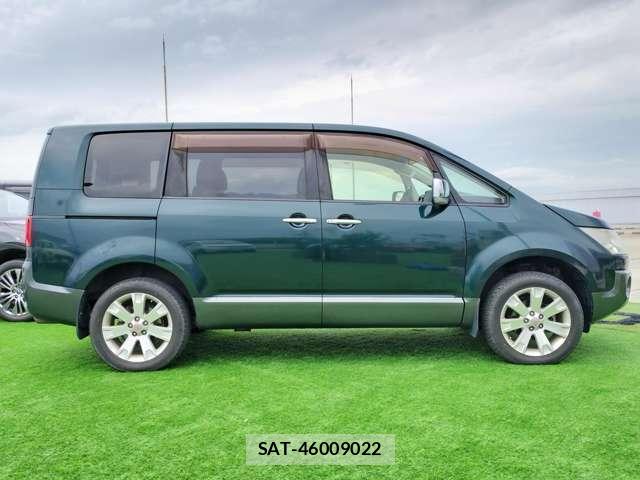 Mitsubishi DELICA 2013-02 8006479-18