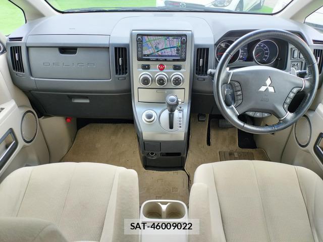 Mitsubishi DELICA 2013-02 8006479-3