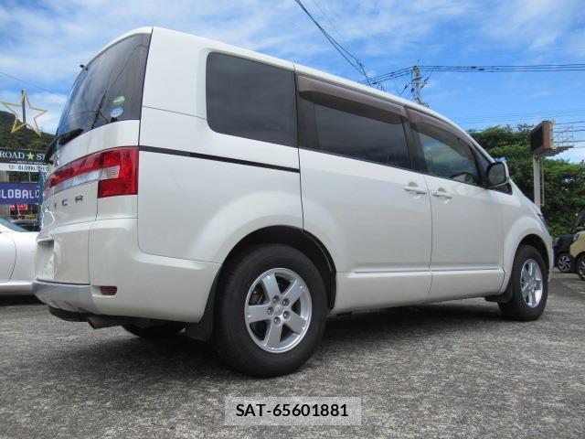 Mitsubishi DELICA 2015-02 8006596-2