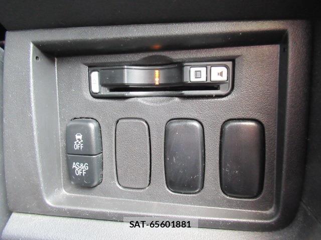 Mitsubishi DELICA 2015-02 8006596-7
