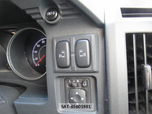 Mitsubishi DELICA 2015-02 8006596-8