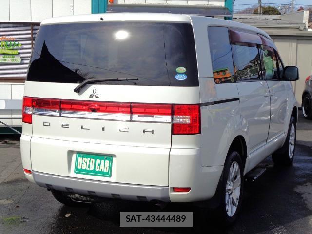 Mitsubishi DELICA 2011-03 8006771-2
