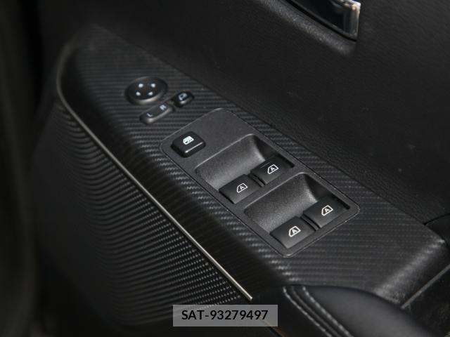 Mitsubishi DELICA 2021-02 8006787-11